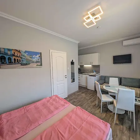 Апартаменты In - Balaton 49198 *