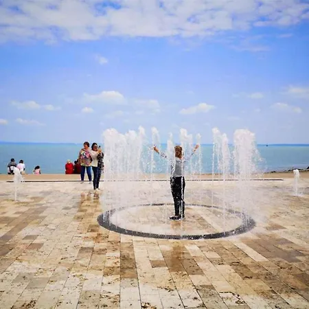 In - Balaton 49198 * Шиофок